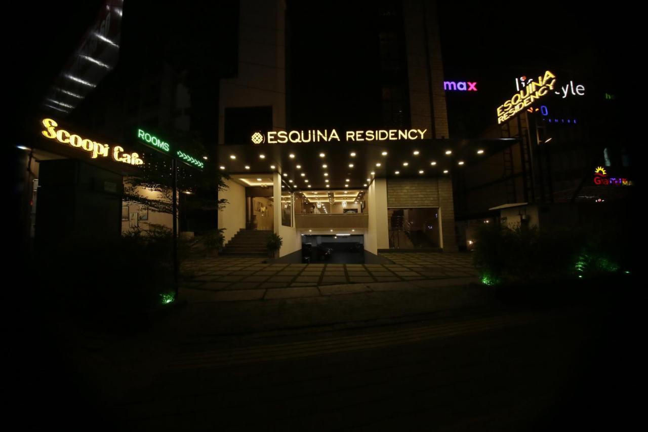 Hotel Esquina Residency à Kochi Extérieur photo